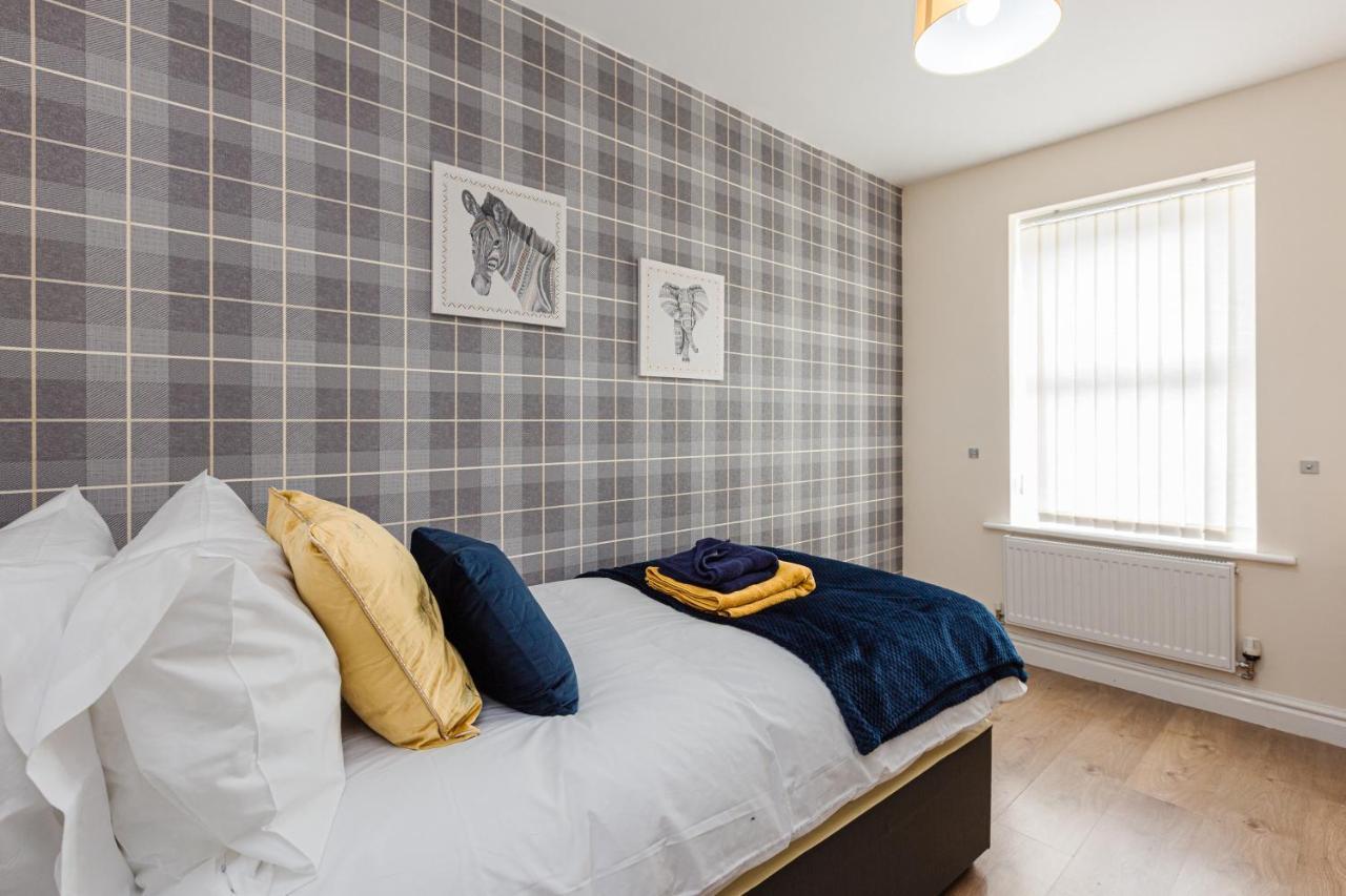 Oxheys House - 5 Bedrooms Contractors Parking بريستون المظهر الخارجي الصورة