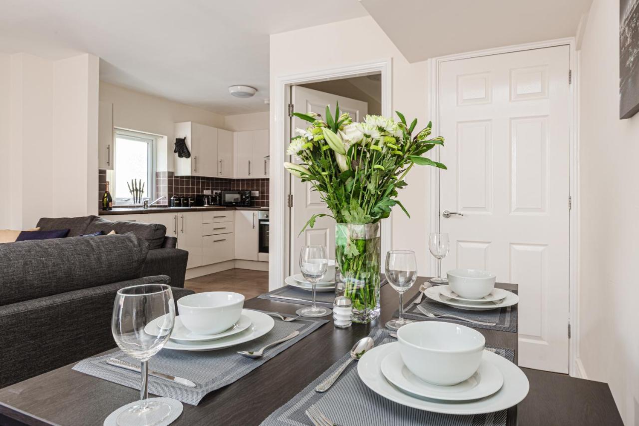 Oxheys House - 5 Bedrooms Contractors Parking بريستون المظهر الخارجي الصورة
