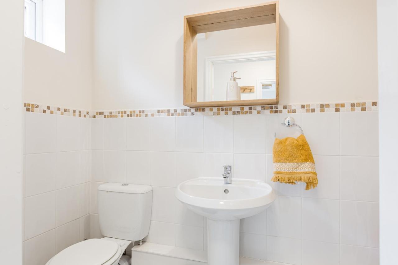 Oxheys House - 5 Bedrooms Contractors Parking بريستون المظهر الخارجي الصورة