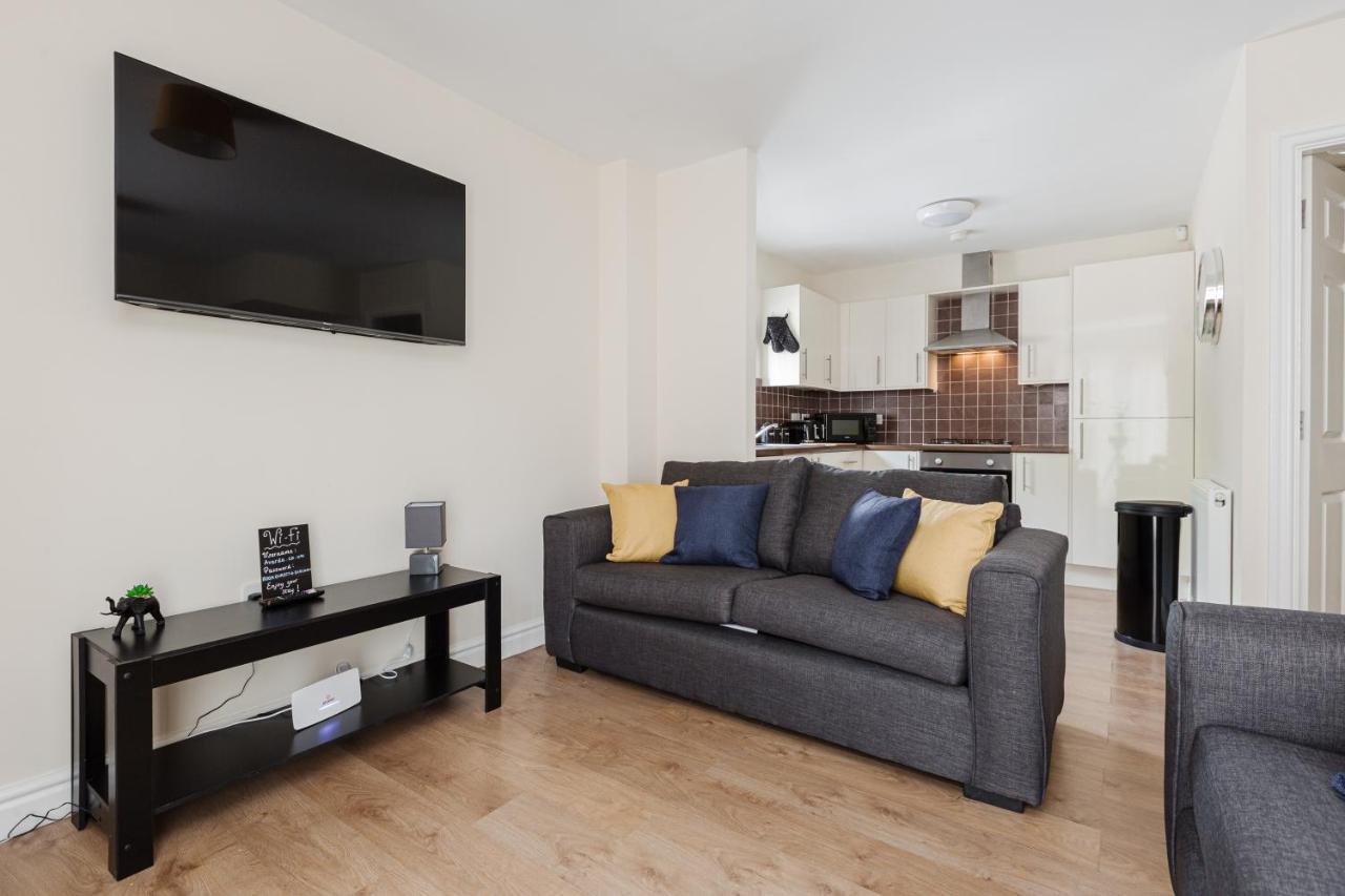 Oxheys House - 5 Bedrooms Contractors Parking بريستون المظهر الخارجي الصورة