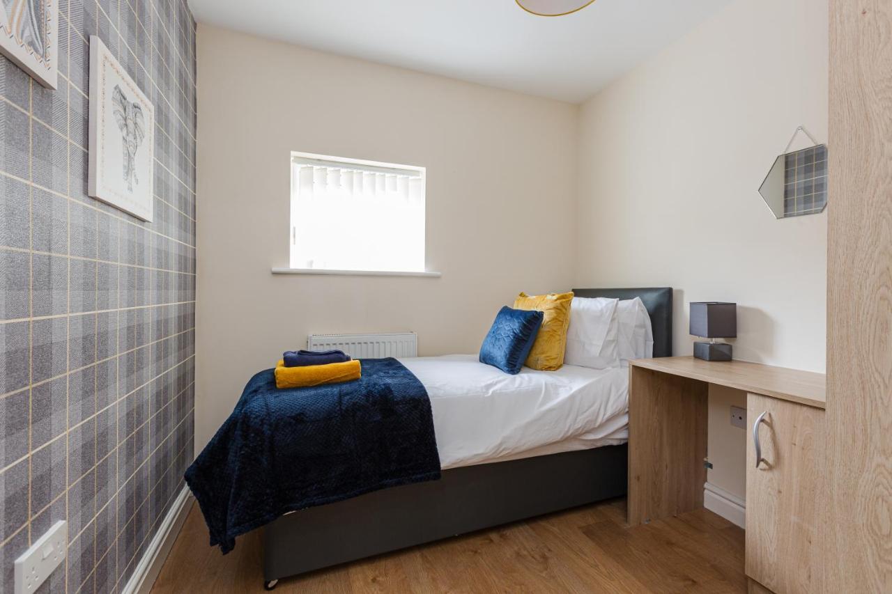 Oxheys House - 5 Bedrooms Contractors Parking بريستون المظهر الخارجي الصورة